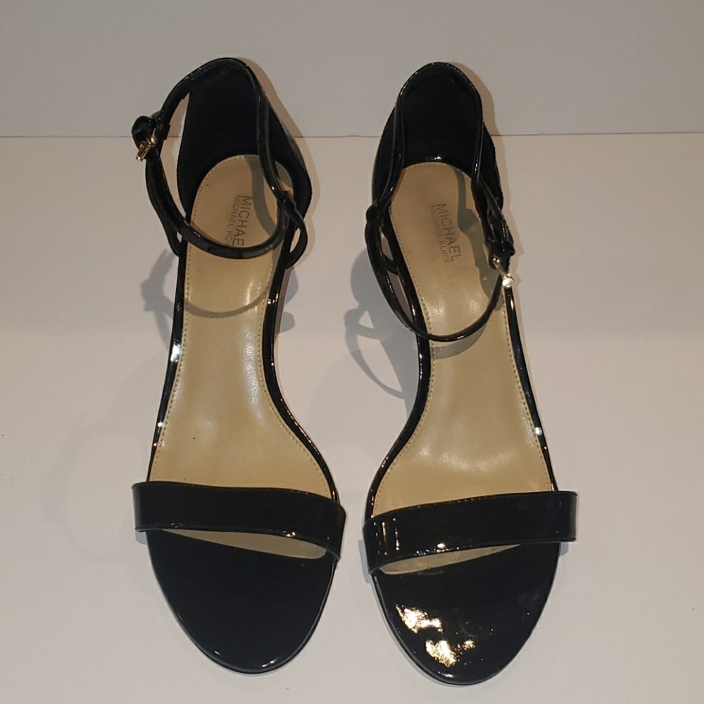 Short open toe heels